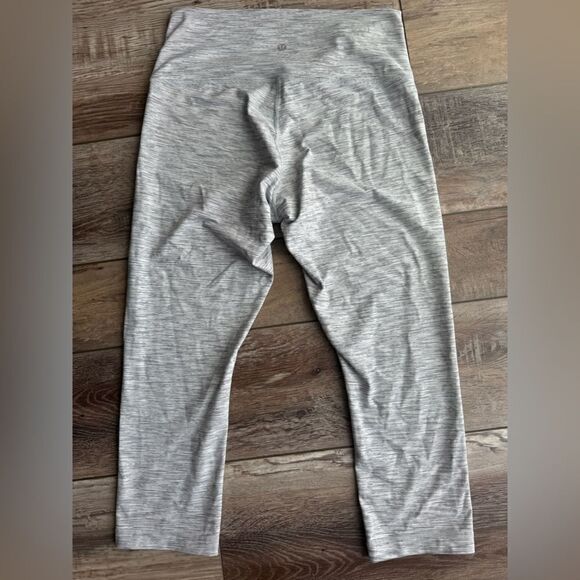 Lululemon Wunder Under Leggings - Picture 8 of 9